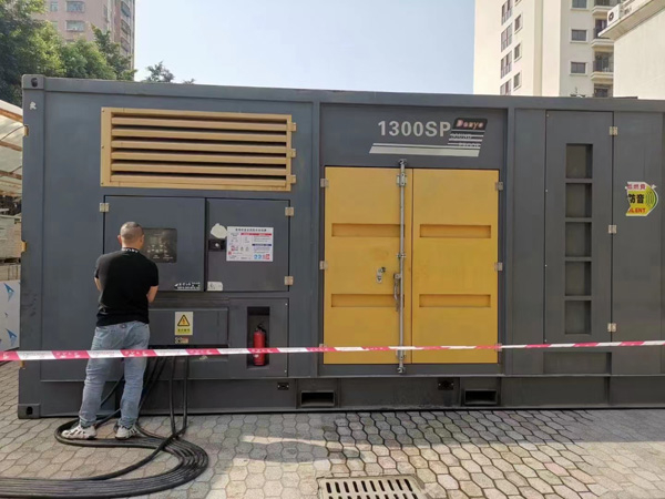 新兴镇100kw柴油发电机组的机油应该如何选择？