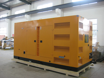 新兴镇不同类型的发电机组在冬季保养时的注意事项有何差异？