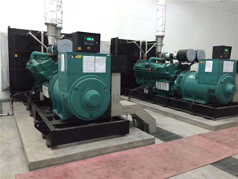 新兴镇柴油发电机组冬季寒冷地区使用需注意哪些事项？